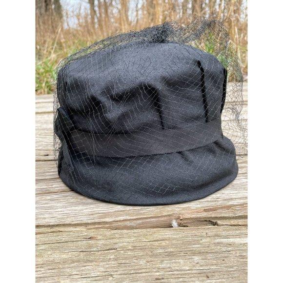 Vintage Womens 1940s Black Bucket Bow Netting Gothic - Picture 7 of 13